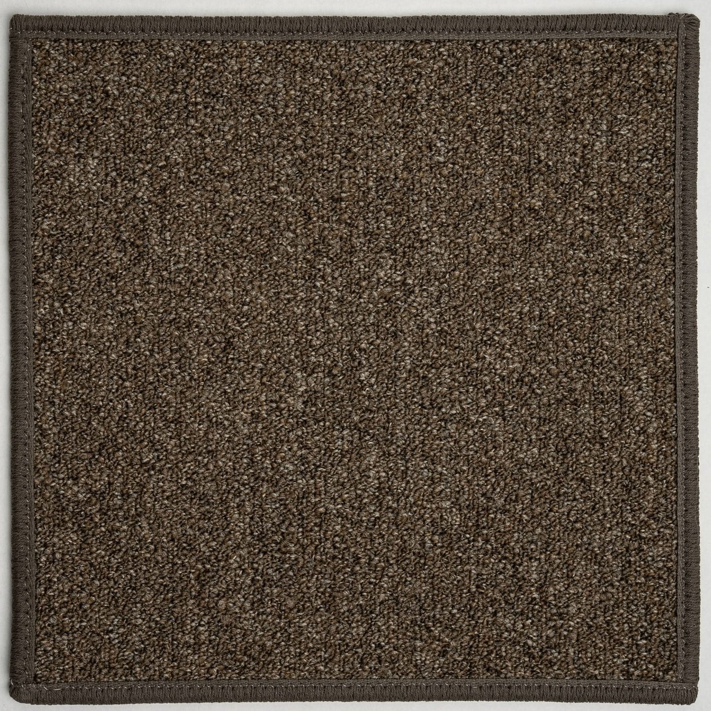 Outpouring carpet