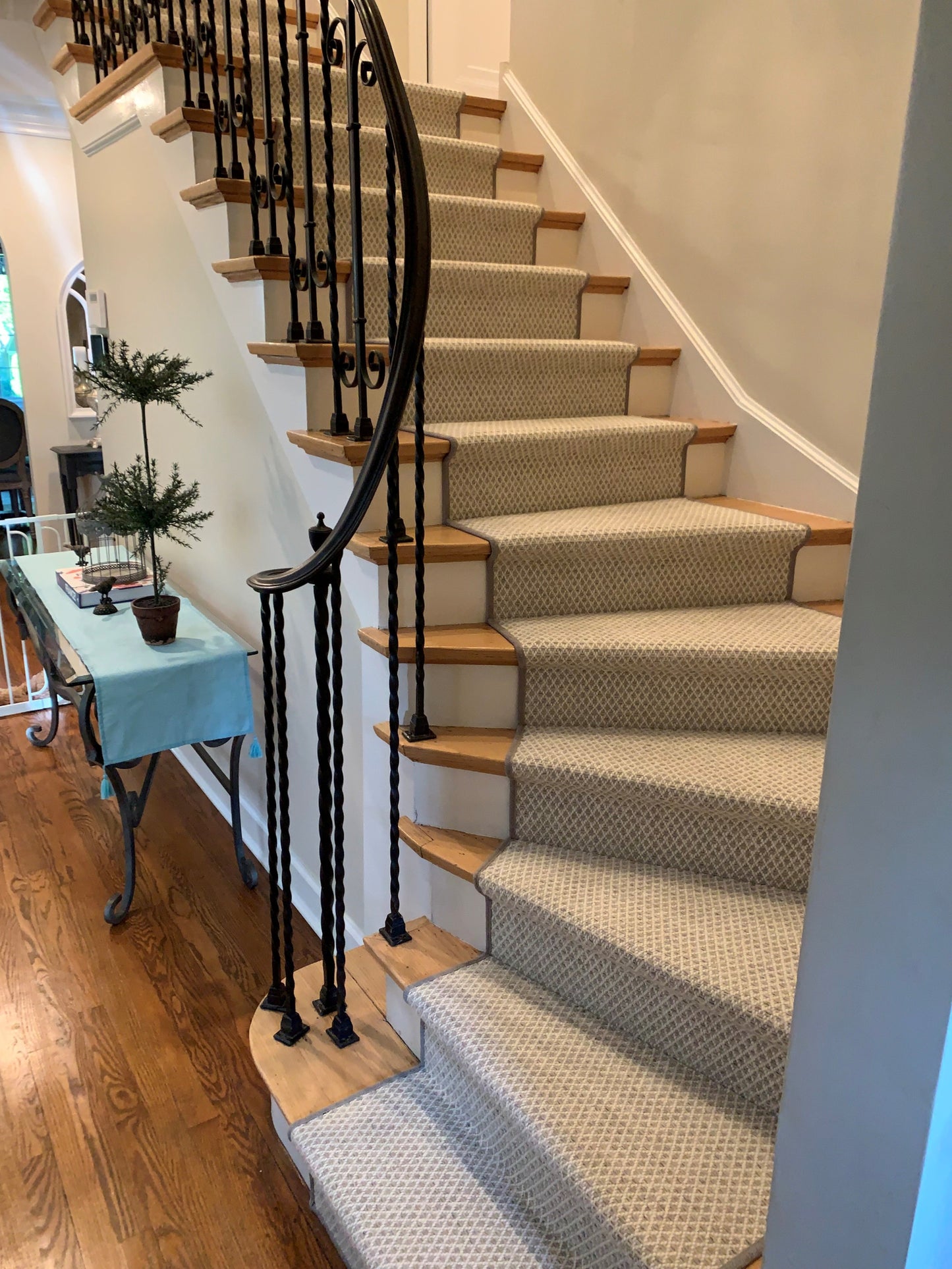 Pixie Platinum stair runner rug