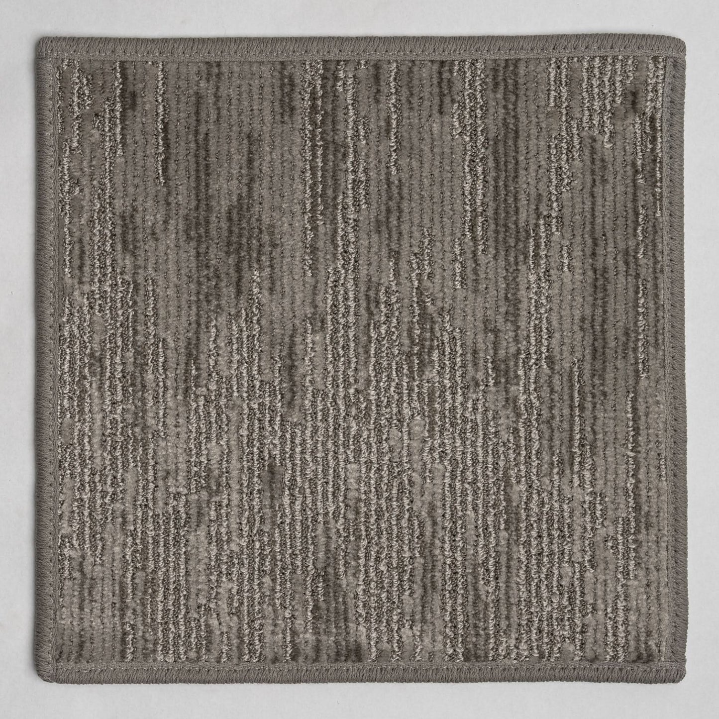 Strie carpet