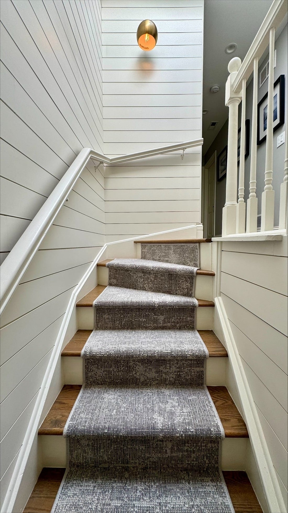 A Guide to Rug & Runner Edging Options – Home Carpet One