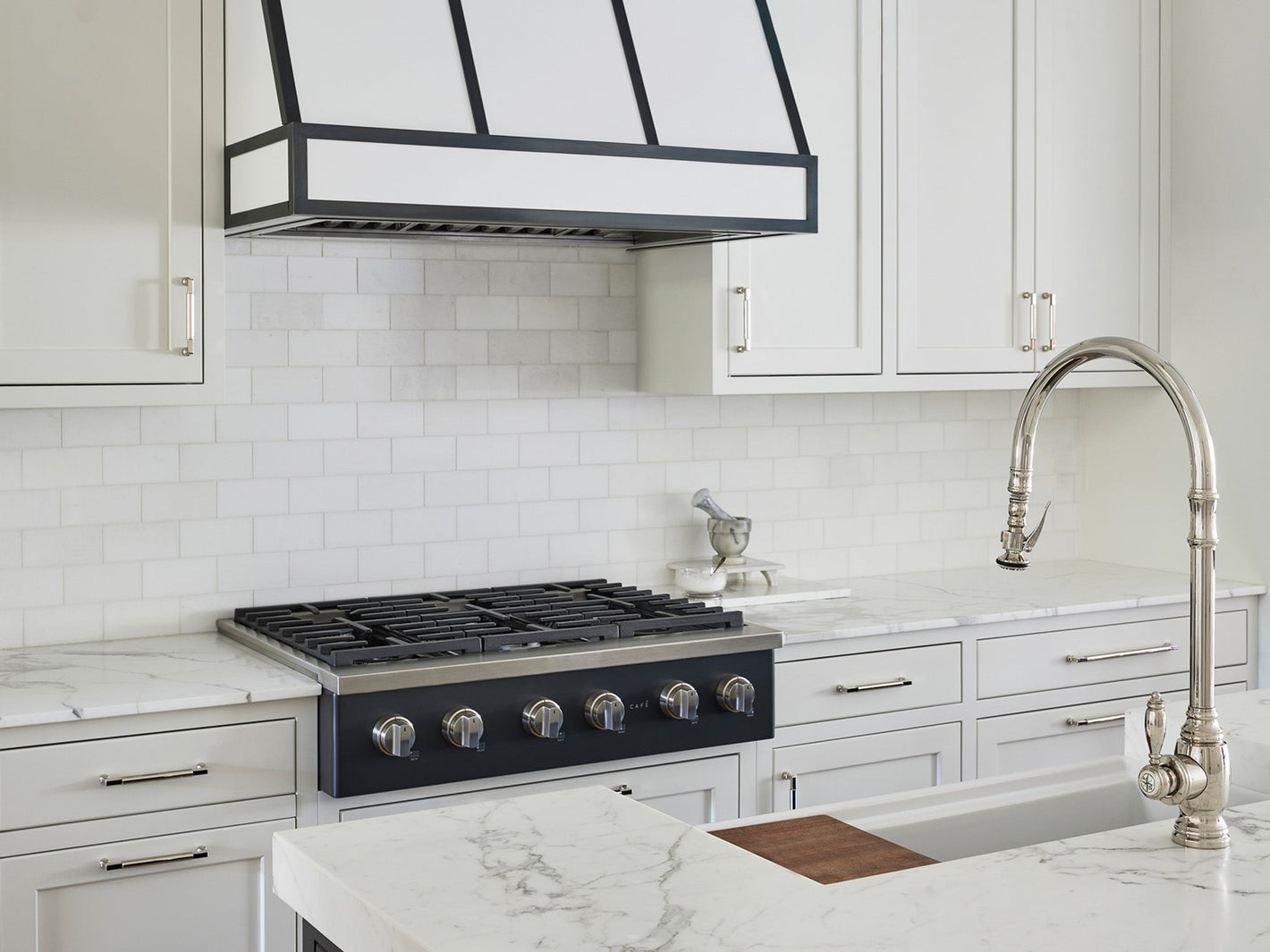 Modern Backsplash Ideas for Kitchen